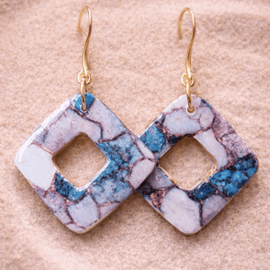 Kisses in the Courtyard